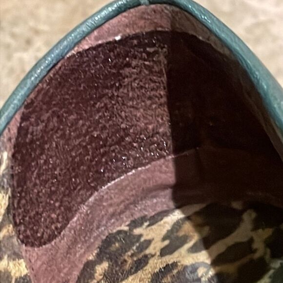 SOLD Gianni Bini Leighton Green Leather Flats Shoes Womens Size 8 Moc Toe - Picture 16 of 16